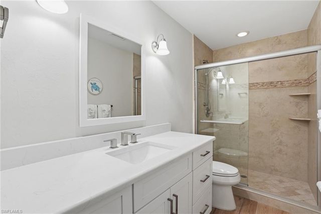 1590 Sandpiper ST, Naples, FL 34102