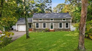 85 Shannon Boulevard, Yaphank, NY 11980