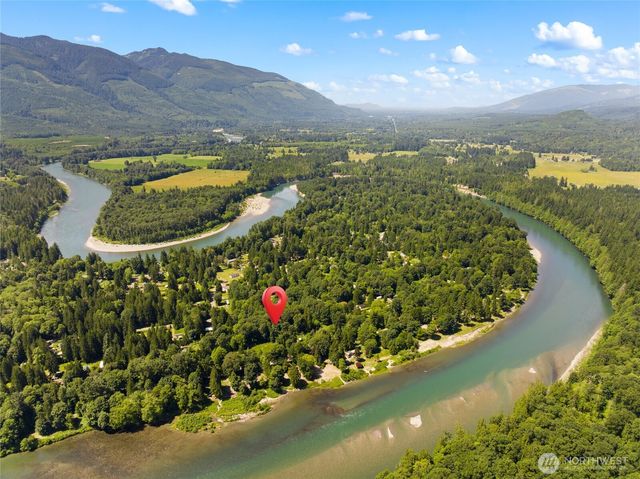 41887 Cape Horn Drive, Concrete, WA 98237