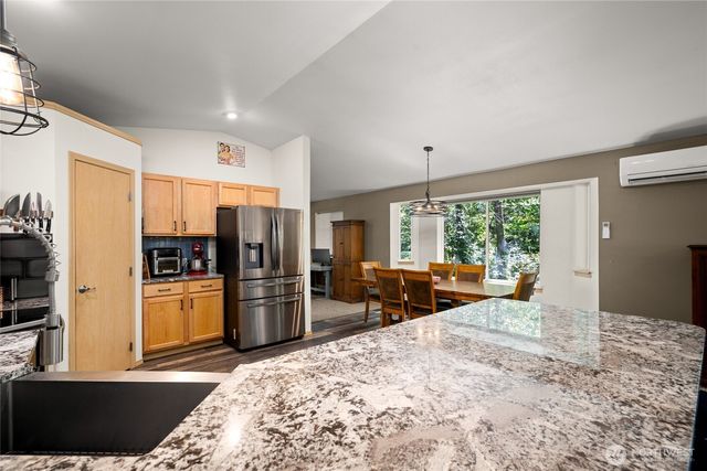41887 Cape Horn Drive, Concrete, WA 98237