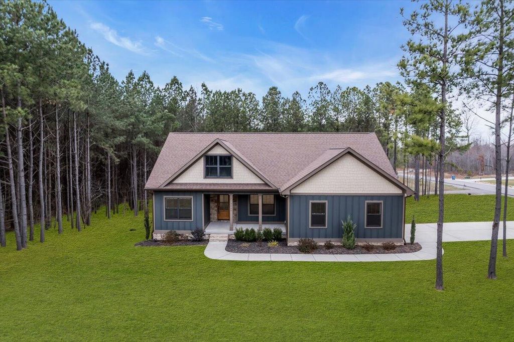 3200 Crockett Pointe, Jasper, TN 37347