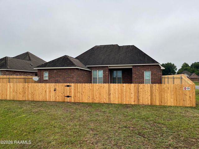 101 Green Mountain Ridge Street, Youngsville, LA 70592