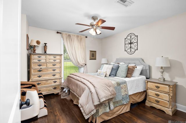 42136 Jamie Rd, Prairieville, LA 70769