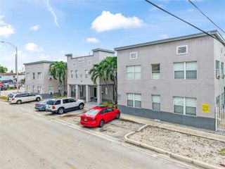 508 W 1st Ave, Hialeah, FL 33010