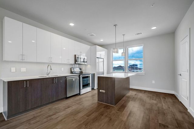 4819 Caroline Street 306, Houston, TX 77004