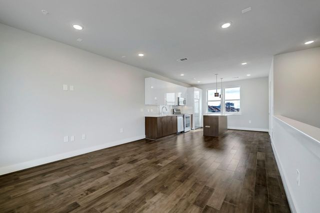 4819 Caroline Street 306, Houston, TX 77004