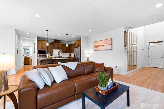 8713 N 5th Street, Ridgefield, WA 98642