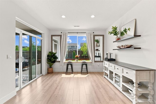 8713 N 5th Street, Ridgefield, WA 98642