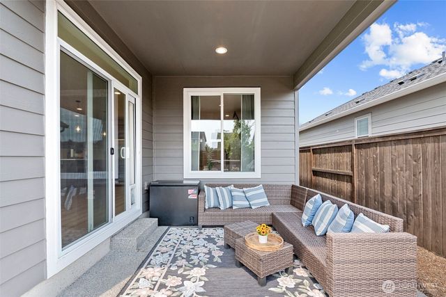 8713 N 5th Street, Ridgefield, WA 98642
