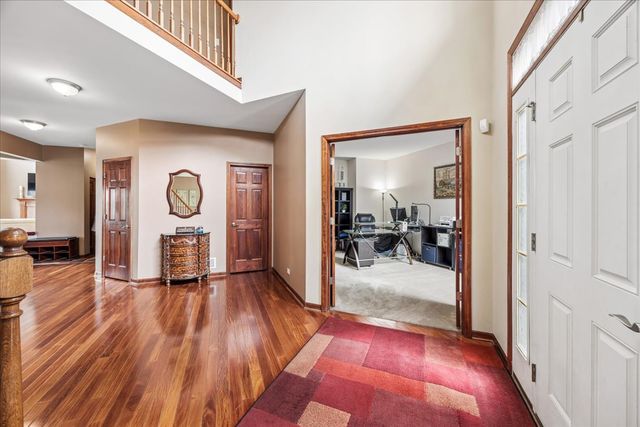 627 Mansfield Way, Oswego, IL 60543