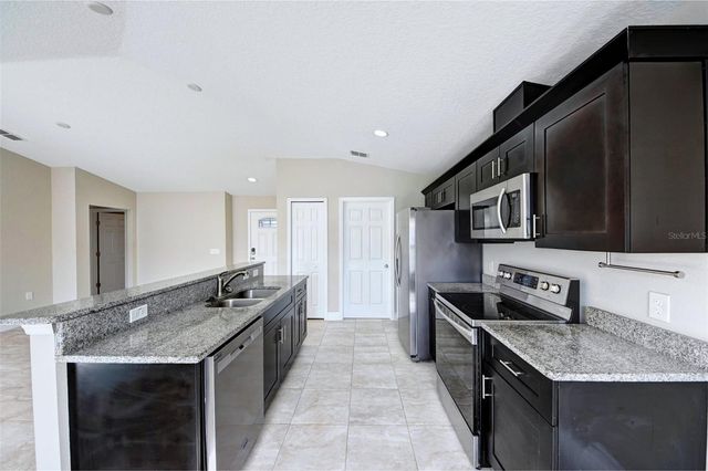 391 CAMELLIA COURT, Kissimmee, FL 34759