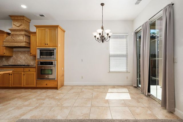 6943 W Stuart Avenue, Fresno, CA 93723
