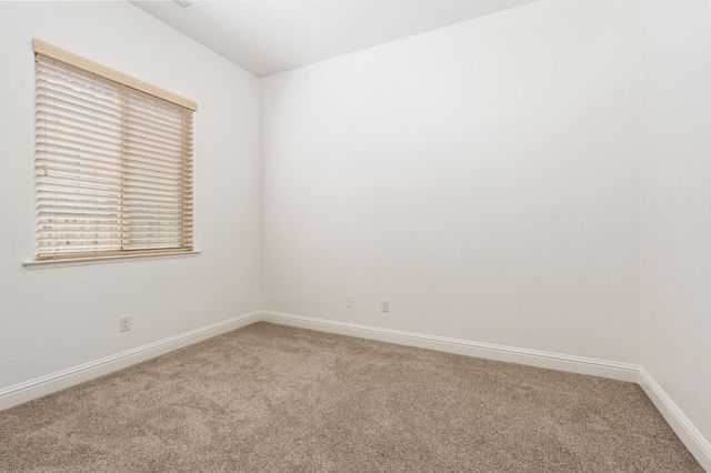 6943 W Stuart Avenue, Fresno, CA 93723