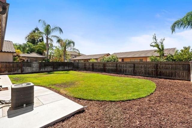 6943 W Stuart Avenue, Fresno, CA 93723