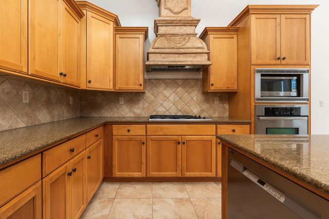 6943 W Stuart Avenue, Fresno, CA 93723