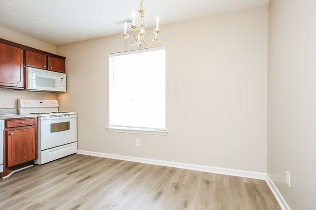 921 Sky Valley Trl, Smyrna, TN 37167