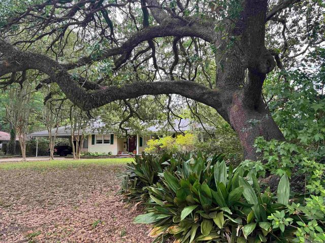 5437 Melrose Blvd, Baton Rouge, LA 70806