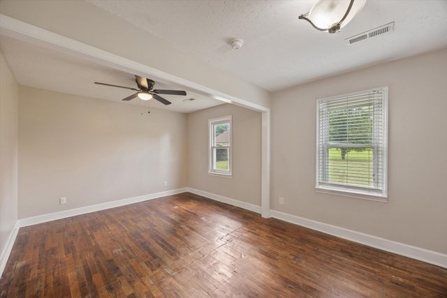139 Quick School Rd, Fayetteville, TN 37334