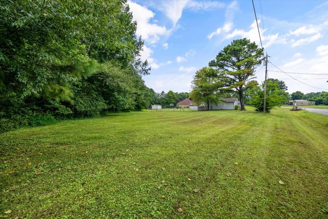 139 Quick School Rd, Fayetteville, TN 37334