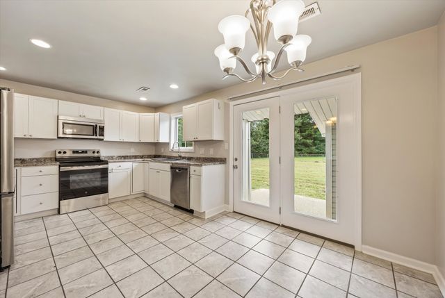 139 Quick School Rd, Fayetteville, TN 37334
