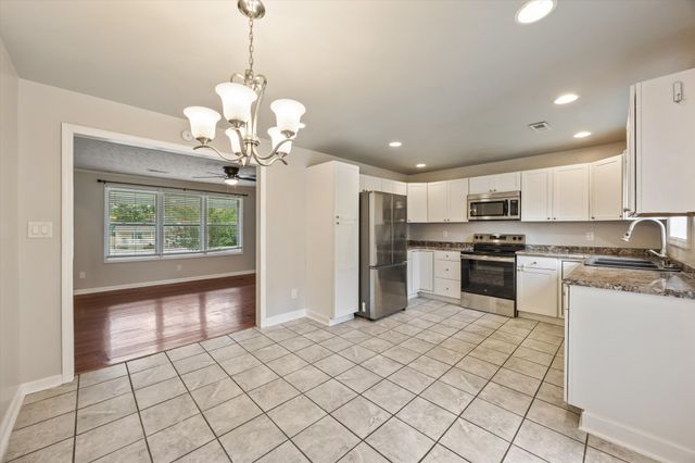 139 Quick School Rd, Fayetteville, TN 37334