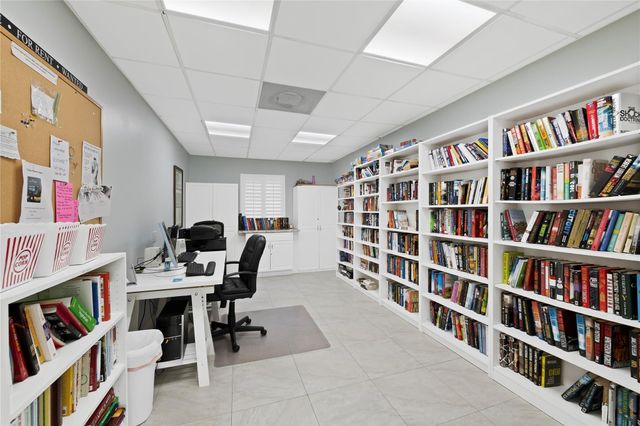 2460 SW 22nd Avenue 810, Delray Beach, FL 33445