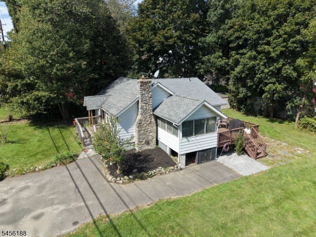 103 Breakneck Rd, Vernon Twp., NJ 07422 — photo 3