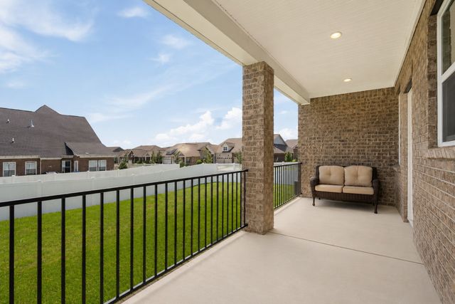 804 Rockwell Dr, Hendersonville, TN 37075