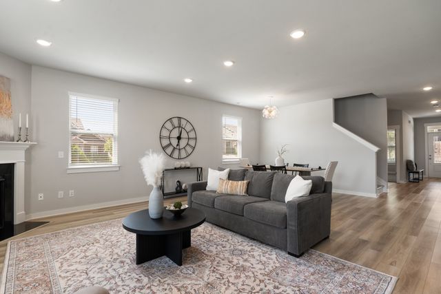 804 Rockwell Dr, Hendersonville, TN 37075