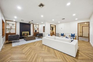 1721 Saxon Drive, Houston, TX 77018