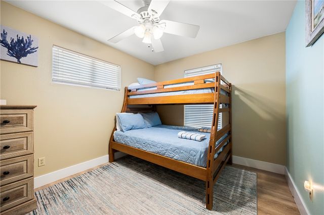 650 Sandpiper Circ, Port Aransas, TX 78373