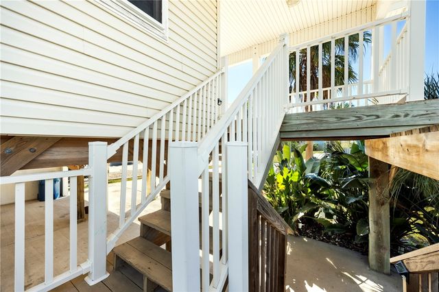 650 Sandpiper Circ, Port Aransas, TX 78373