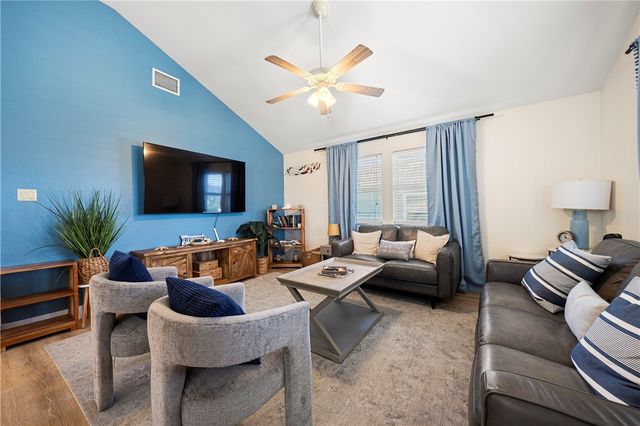 650 Sandpiper Circ, Port Aransas, TX 78373