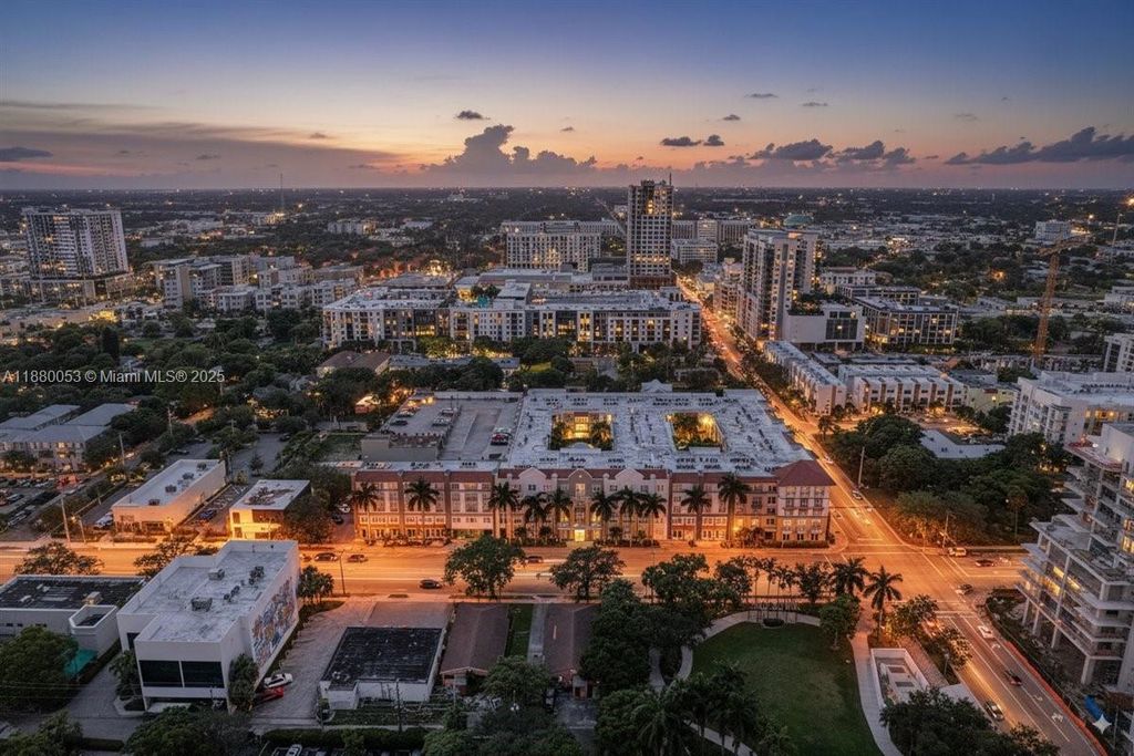 533 NE 3rd Ave 304, Fort Lauderdale, FL 33301