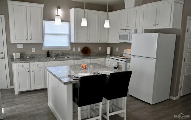 807 E Starr Street, Mercedes, TX 78570