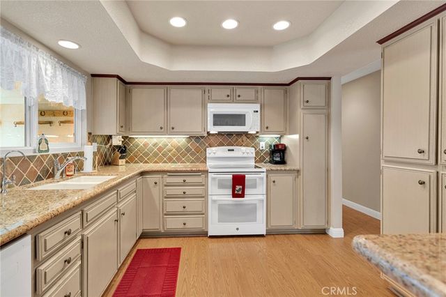 20115 Shoshonee, Apple Valley, CA 92307