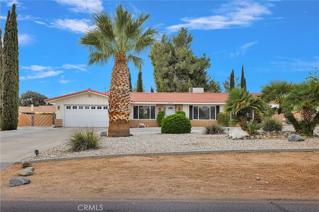 20115 Shoshonee, Apple Valley, CA 92307