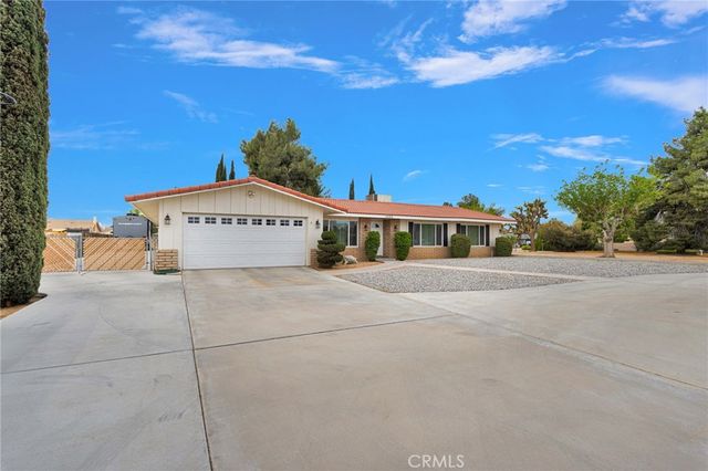 20115 Shoshonee, Apple Valley, CA 92307