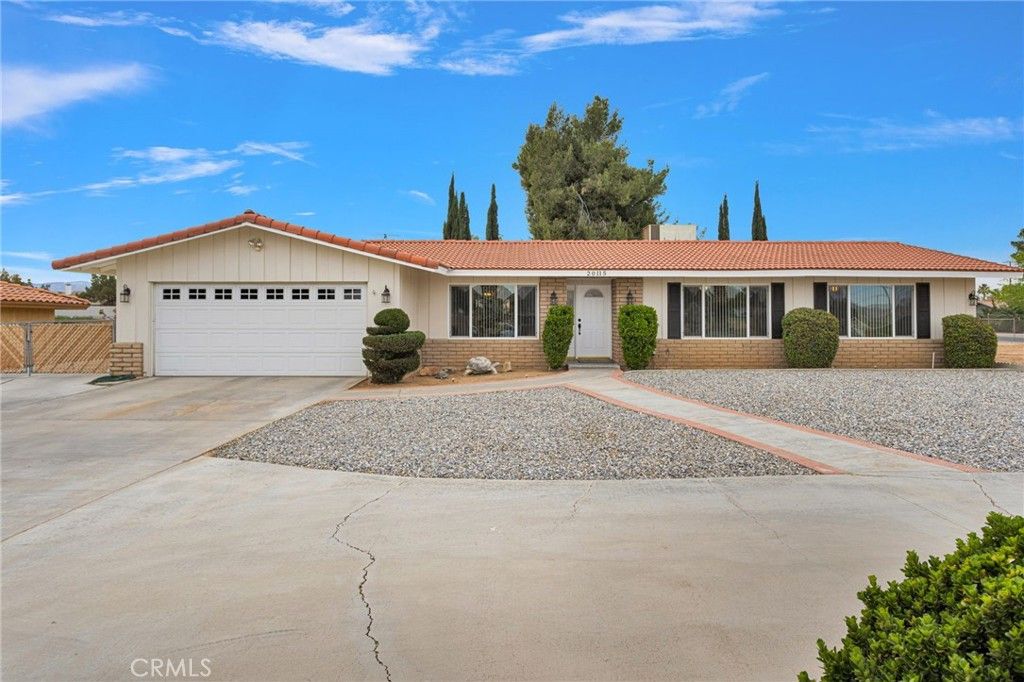 20115 Shoshonee, Apple Valley, CA 92307