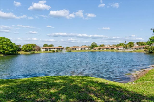 2522 PINE RIDGE WAY S D2, Palm Harbor, FL 34684