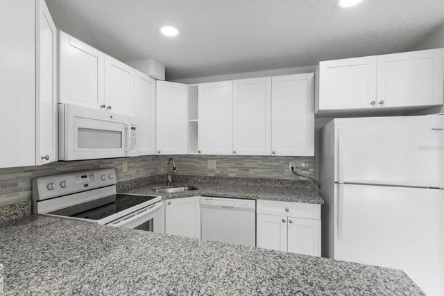 2522 PINE RIDGE WAY S D2, Palm Harbor, FL 34684