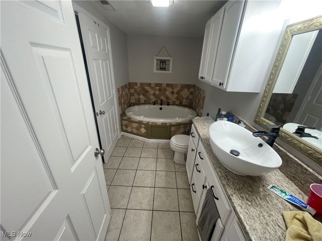 34205 Victor Drive, Eastlake, OH 44095