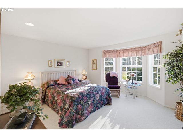 6428 CASTLE LAKE Ct N, Keizer, OR 97303