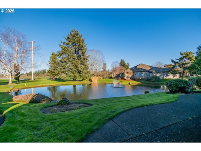 6428 CASTLE LAKE Ct N, Keizer, OR 97303