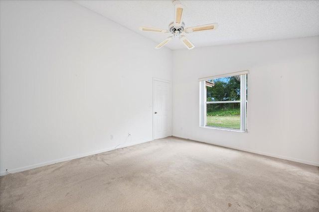 1899 Oak Berry Circle, Wellington, FL 33414