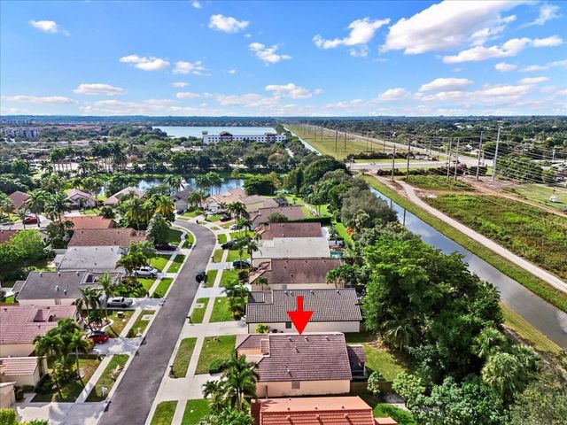 1899 Oak Berry Circle, Wellington, FL 33414
