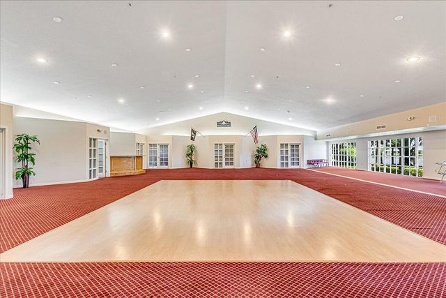 1899 Oak Berry Circle, Wellington, FL 33414