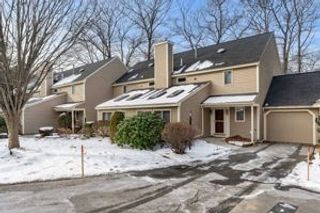 4 Iris Way 22, Haverhill, MA 01830