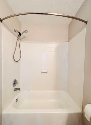 8134 Sanders Forest Court, Humble, TX 77338