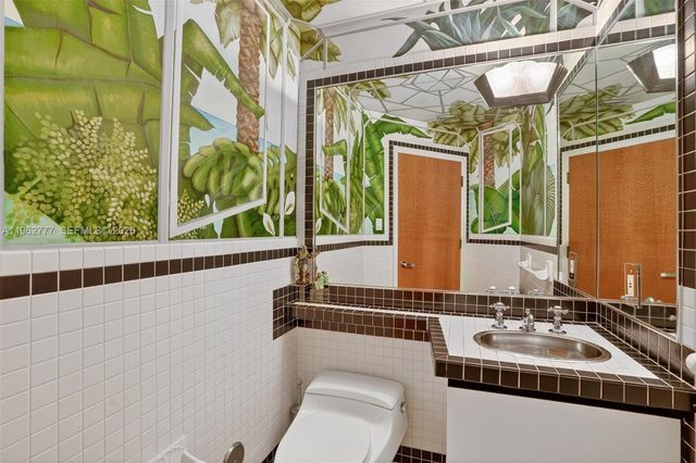 1330 Ocean Dr R7C, Miami Beach, FL 33139